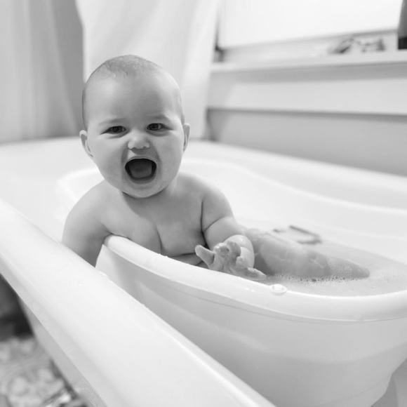 Meet your Posher, Alex - Picture 4 of 8